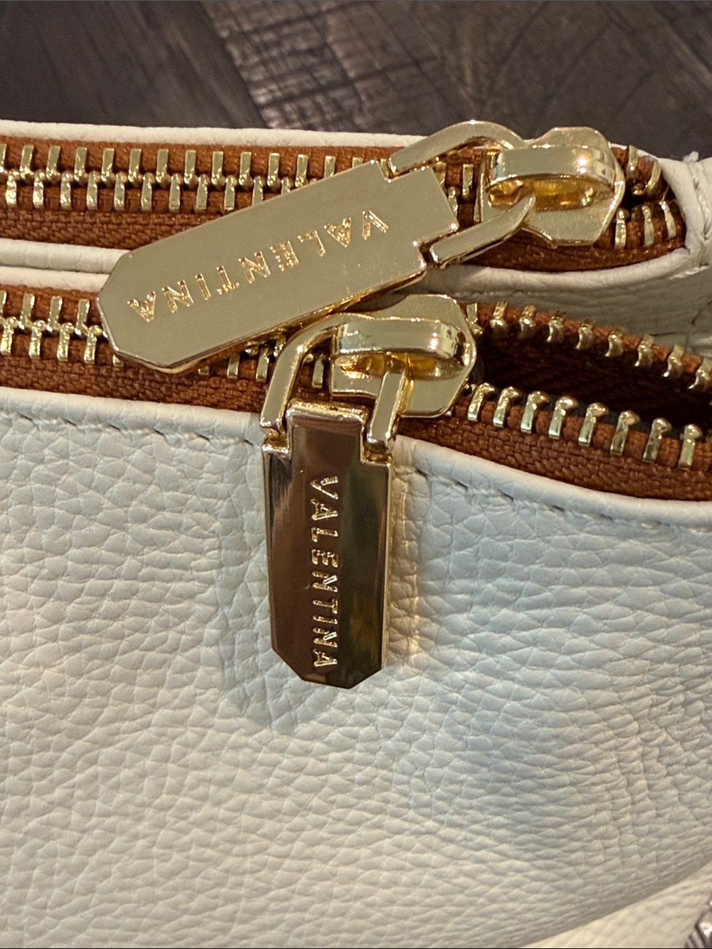 Valentina Italian white pebbled leather crossbody bag with a triple entry design - Picture 15 of 16